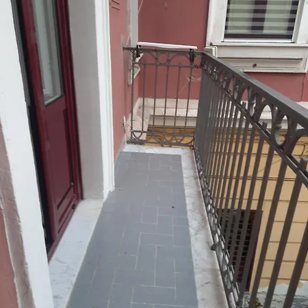 Domus Velia Apartman *
